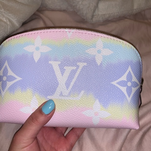 SOLD Louis Vuitton Escale cosmetic pouch - Picture 2 of 7